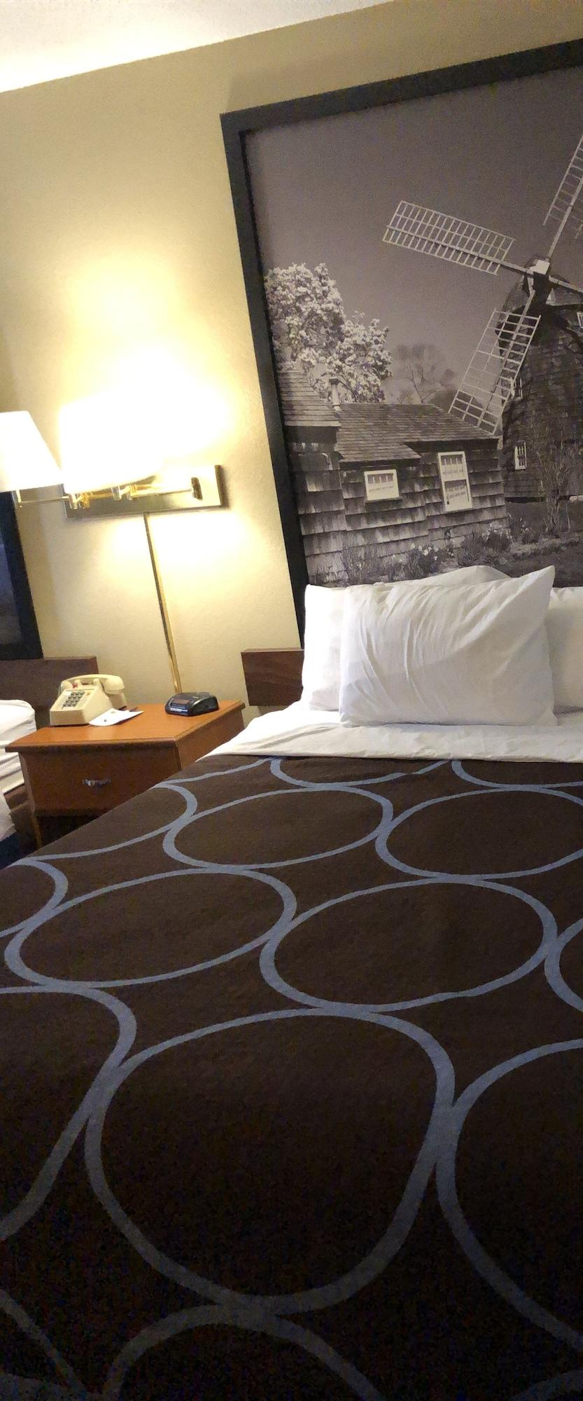 Super 8 By Wyndham Montgomery Maybrook Ngoại thất bức ảnh